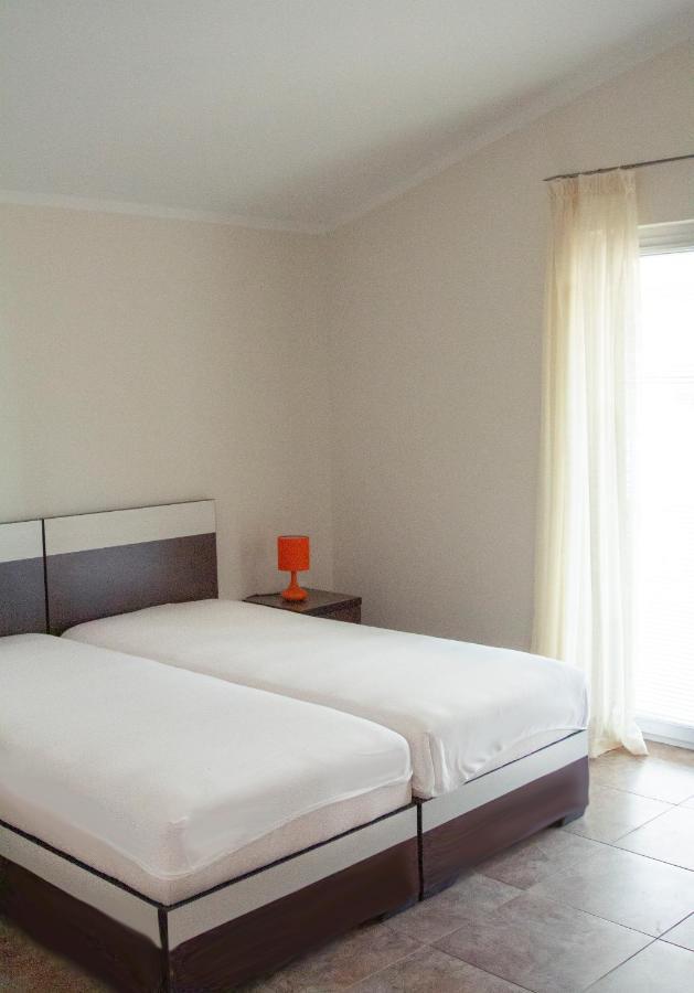 Hostel "Kraljica Snezna " Sutomore Eksteriør billede